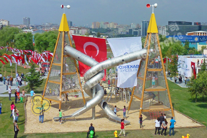 戶外大型非標(biāo)定制游樂(lè)設(shè)備